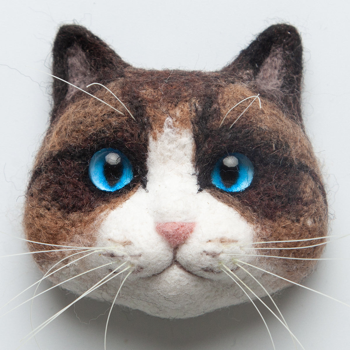 Miniature cat kits